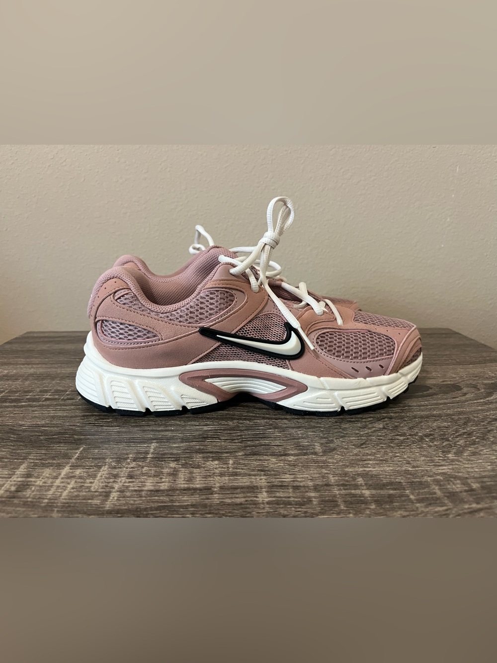 Nike V5 RNR Women's Dusty Rose Mesh Athletic Sneakers with Black Swoosh